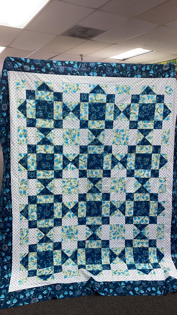 A Striking & Easy Quilt- Twin Size quilt based on Quilter's Trek 2020