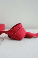 2.5" Bias Quilt Binding, Dapple Dot Red: Prepacked 8 Yards