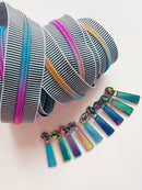 Zipper BW Tiny Stripe & Rainbow