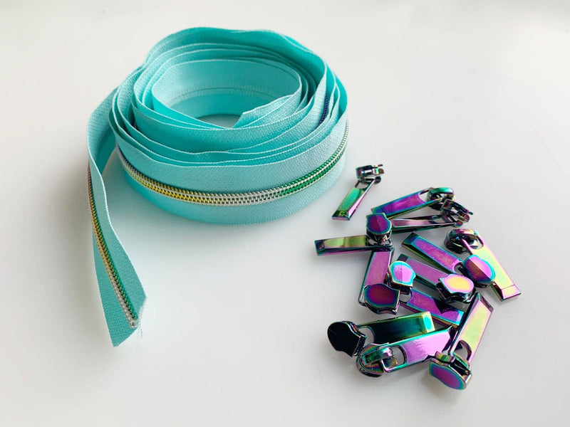 Zipper Mint & Rainbow: Easy grip zipper pull